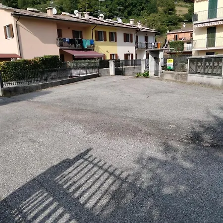 Vicino Verona
